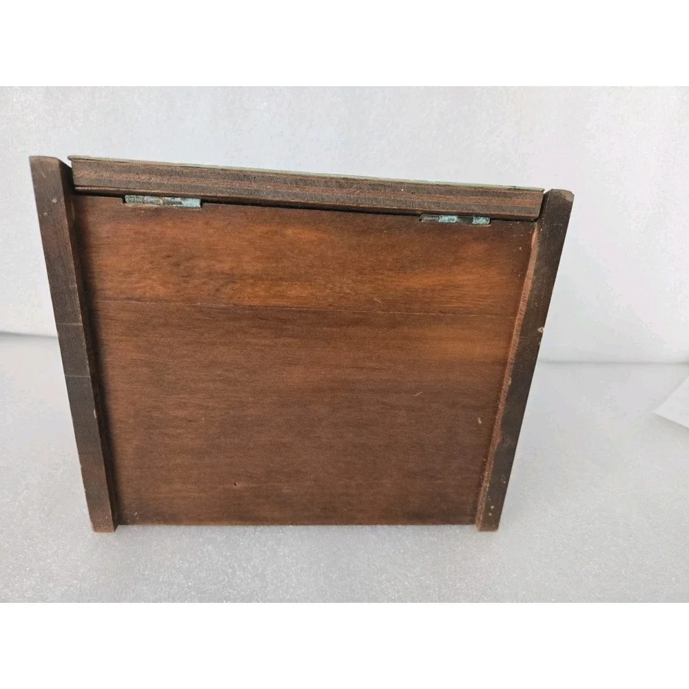 VINTAGE MID CENTURY WOODEN MINI LIQUOR BAR CABINET With Shot Glasses And Bottle